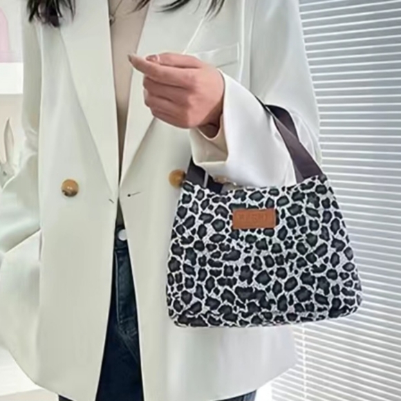 Leopard Print Bag - Picture 7 of 10